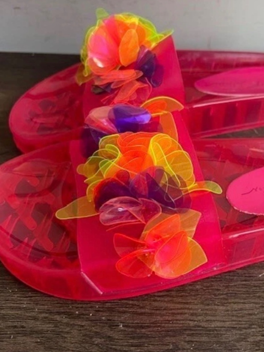 BETSEY JOHNSON "Luela" Hot Pink Floral Jelly Beach Slide,  Women's 7.5 / 8, NEW